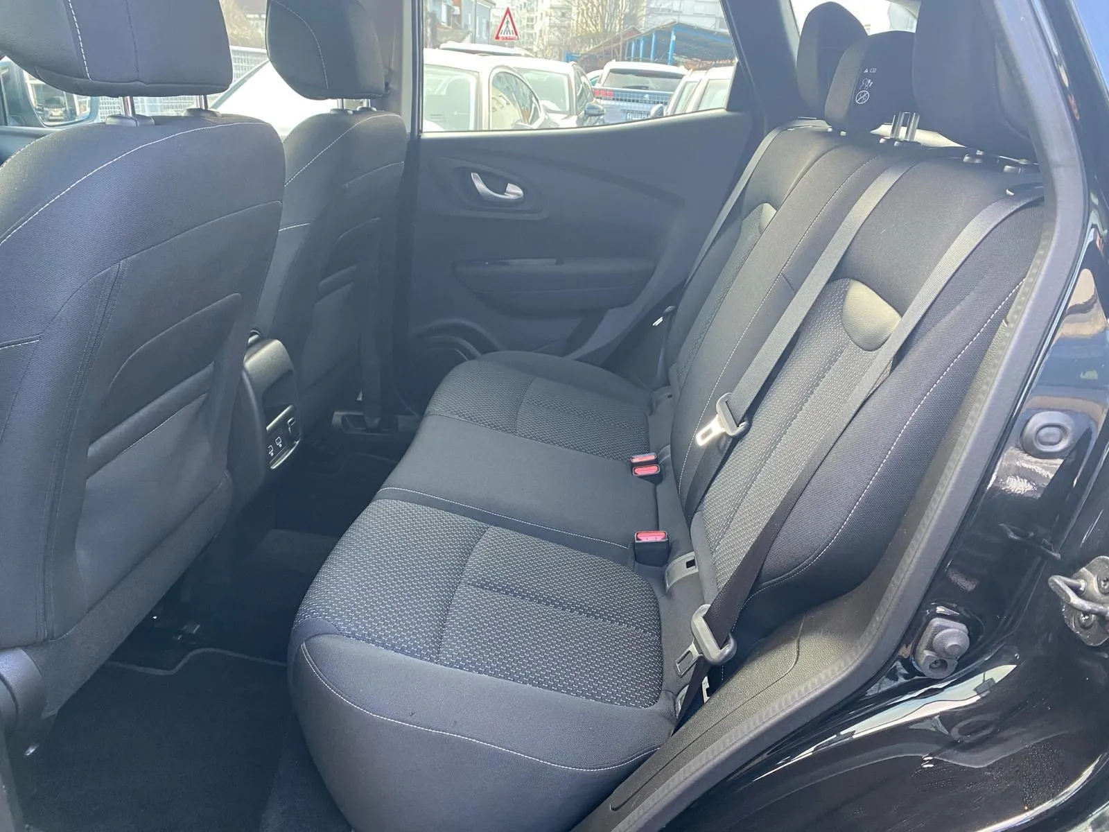 renault kadjar dci 115 kamera, keyless, navigacija, 4x garancija!!! - slika 14
