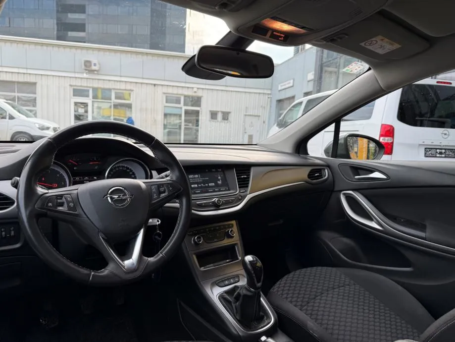 opel astra karavan 1.6 cdti st enjoy 81kw - slika 5
