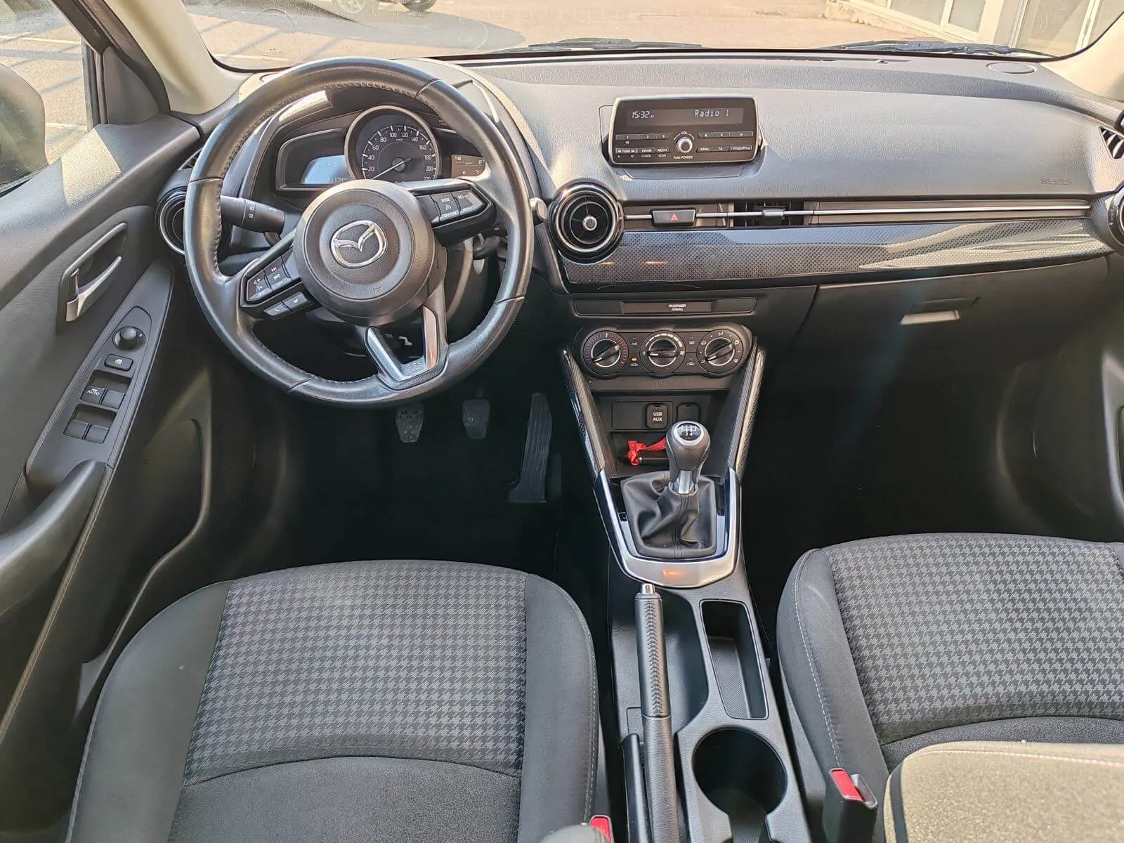 mazda 2 g75 - slika 6