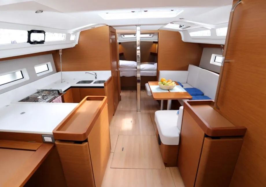 jeanneau sun odyssey 440 - slika 4