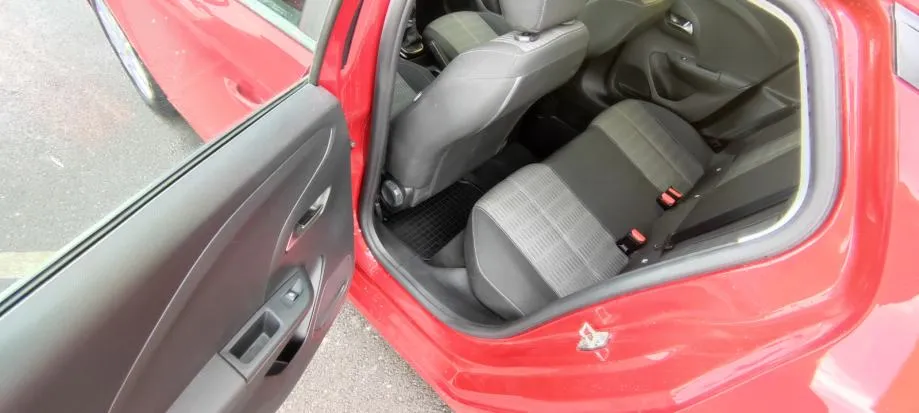 opel corsa 1,2 odlična prilika / vozil0 sa tvorničkim jamstvom - slika 13