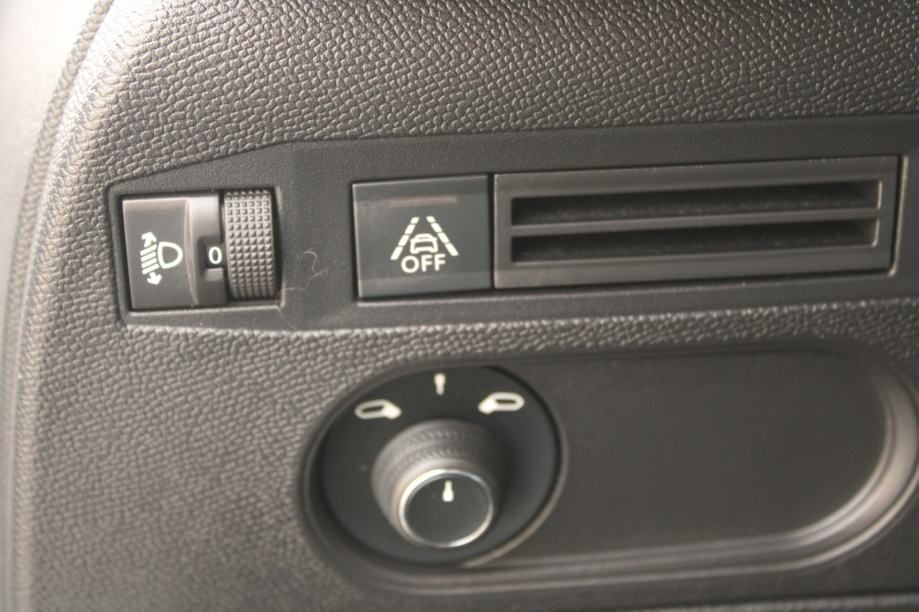 ds ds3 crossback 1.2 puretech automatik *navi, led* - slika 19