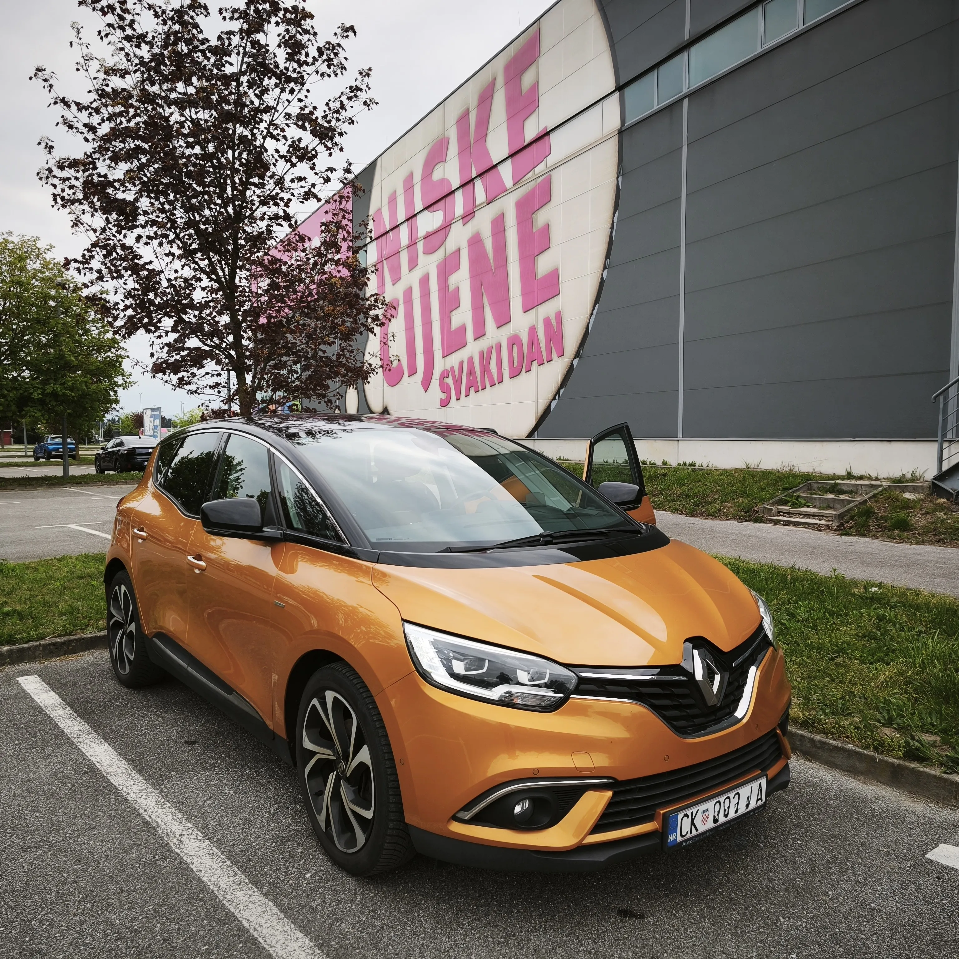 renault scenic iv bose energy dci 110 - slika 10