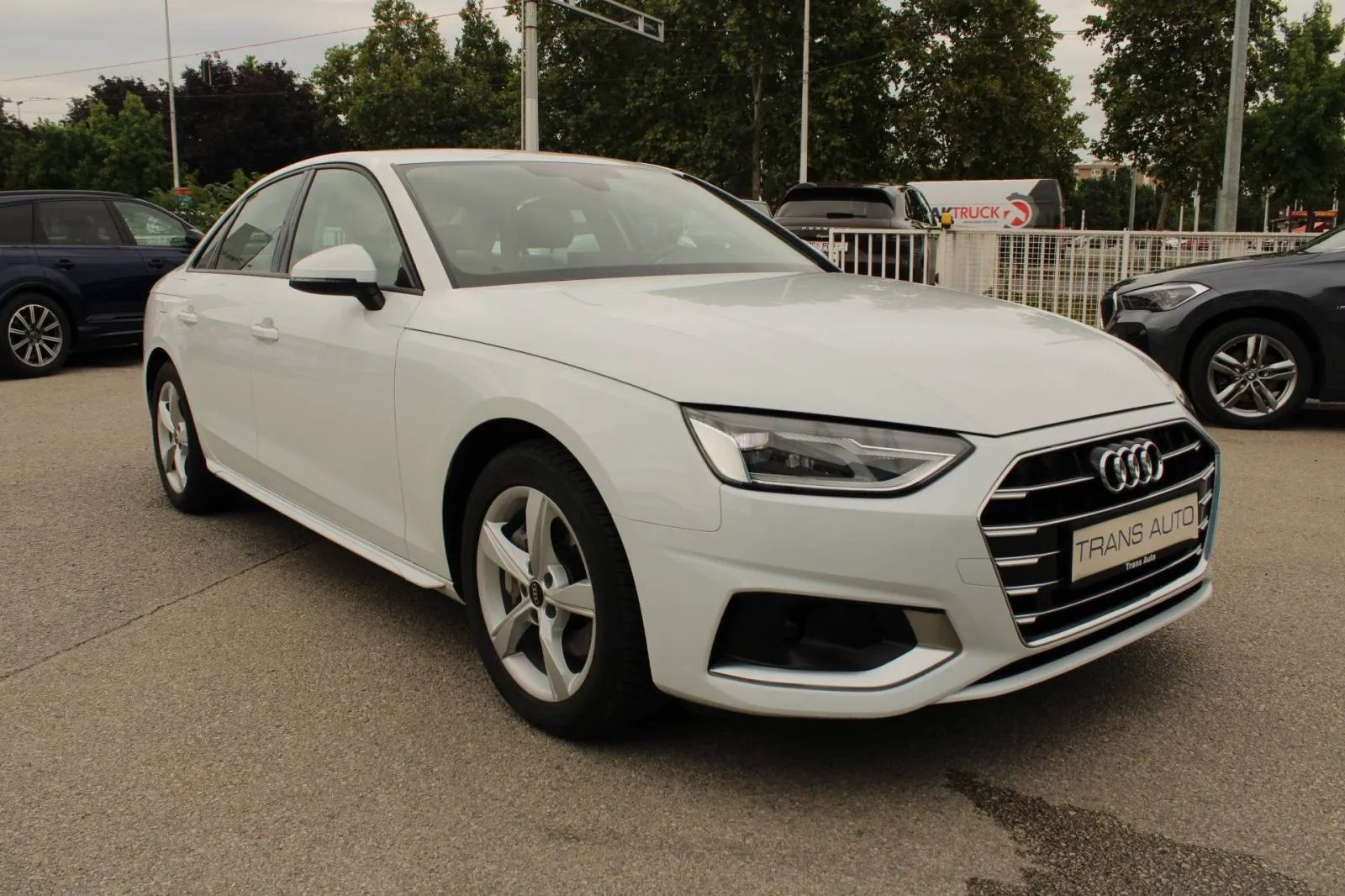 audi a4 40 tdi automatik *virtual, led, navigacija* - slika 3
