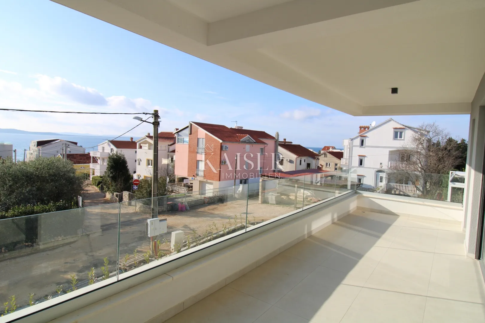 zadar-osunčan stan s pogledom na more - slika 26