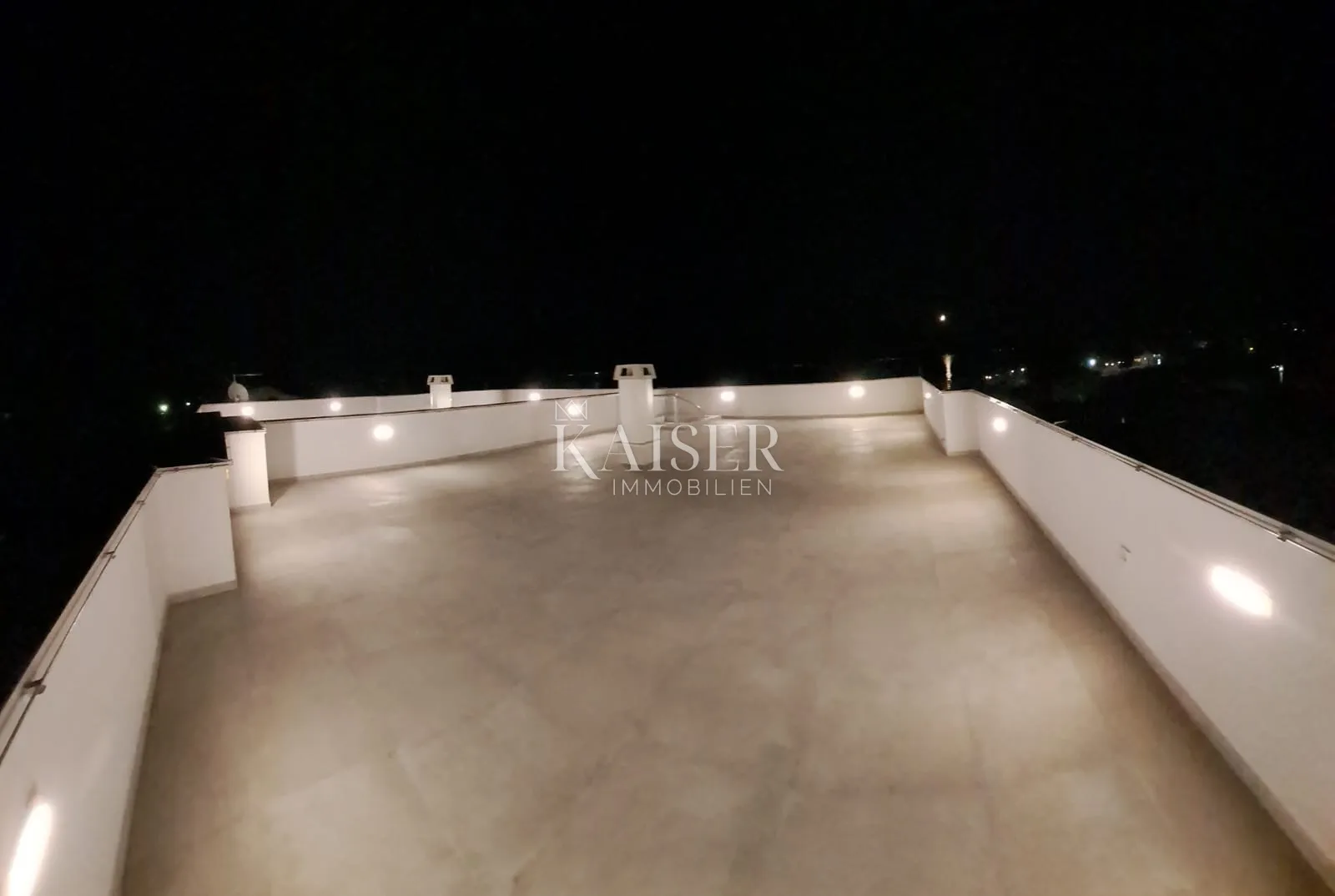 sukošan, zadar-ekskluzivni penthouse s krovnom terasom, 100 m od mora - slika 25