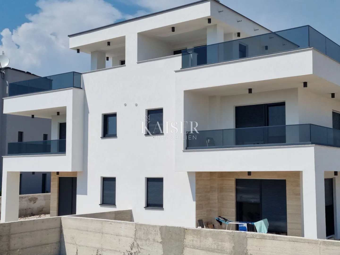 Vodice, Srima- Dvojna kuća s bazenom 250m od mora - Srima, Vodice