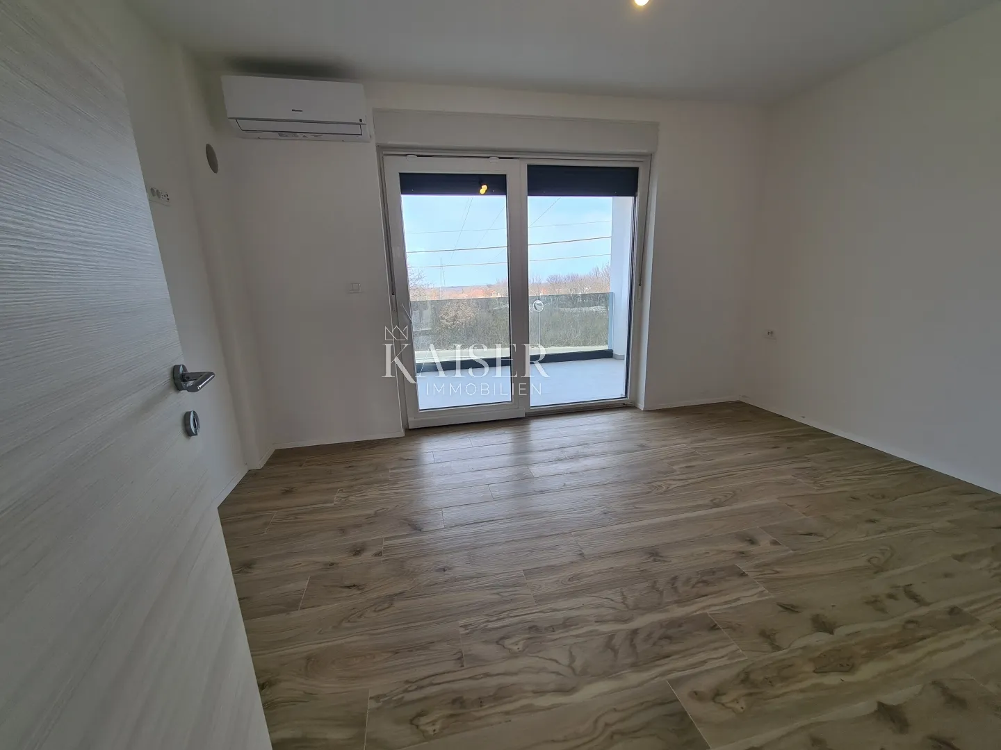 otok krk, malinska - samostojeća kuća, novogradnja - slika 9