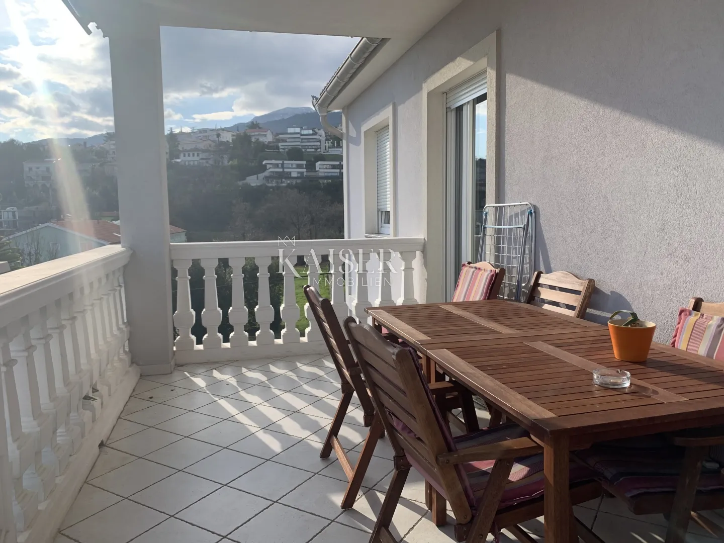 ičići - stan 173 m2, otvoreni pogled na more, parking - slika 11