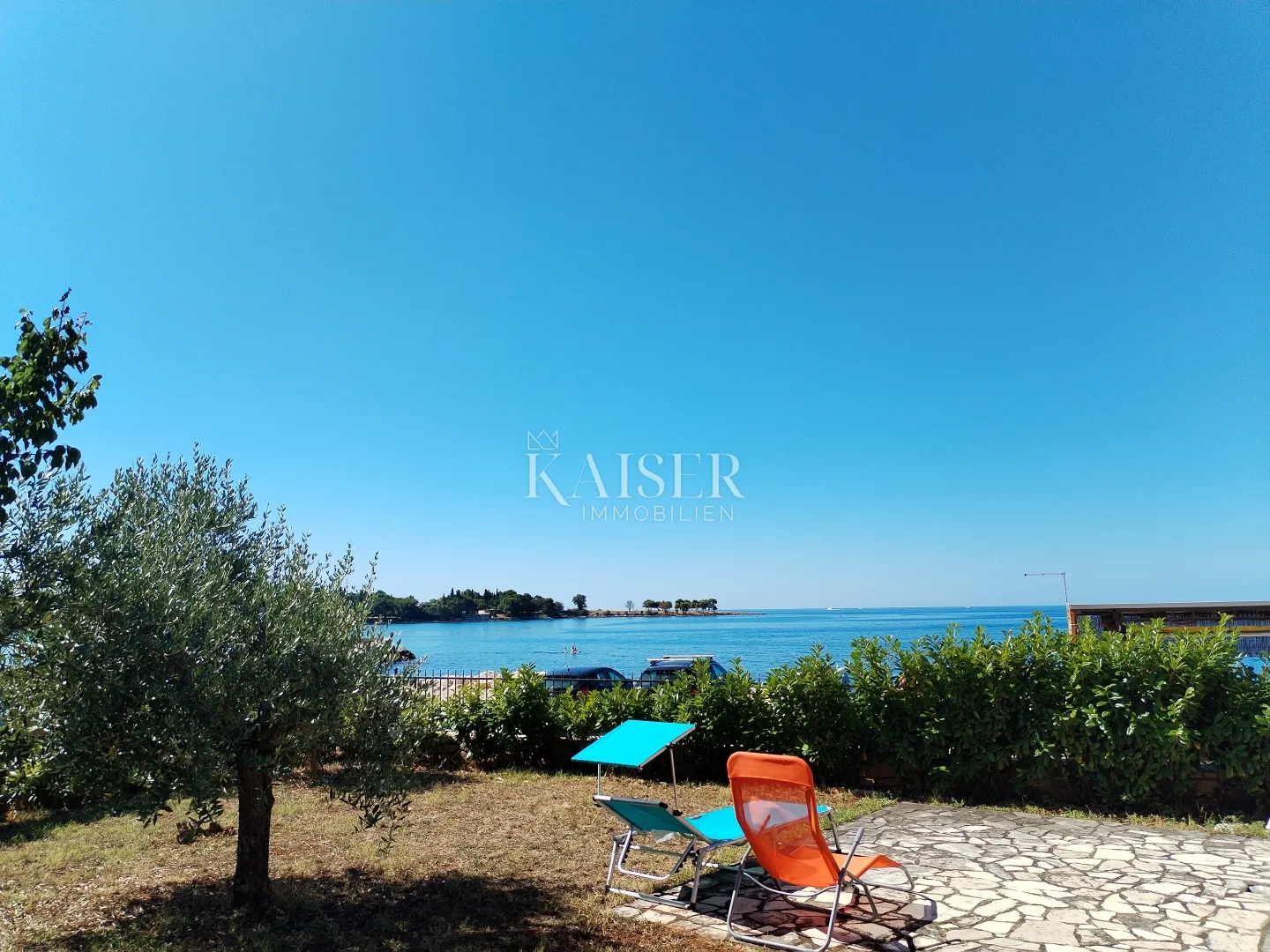 istra, umag, kamena kuća 135m2, prvi red do mora - slika 1