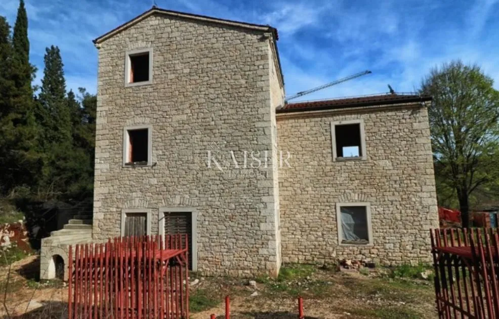 rovinj, sošići - jedinstvena kamena vila s pogledom na more - slika 6