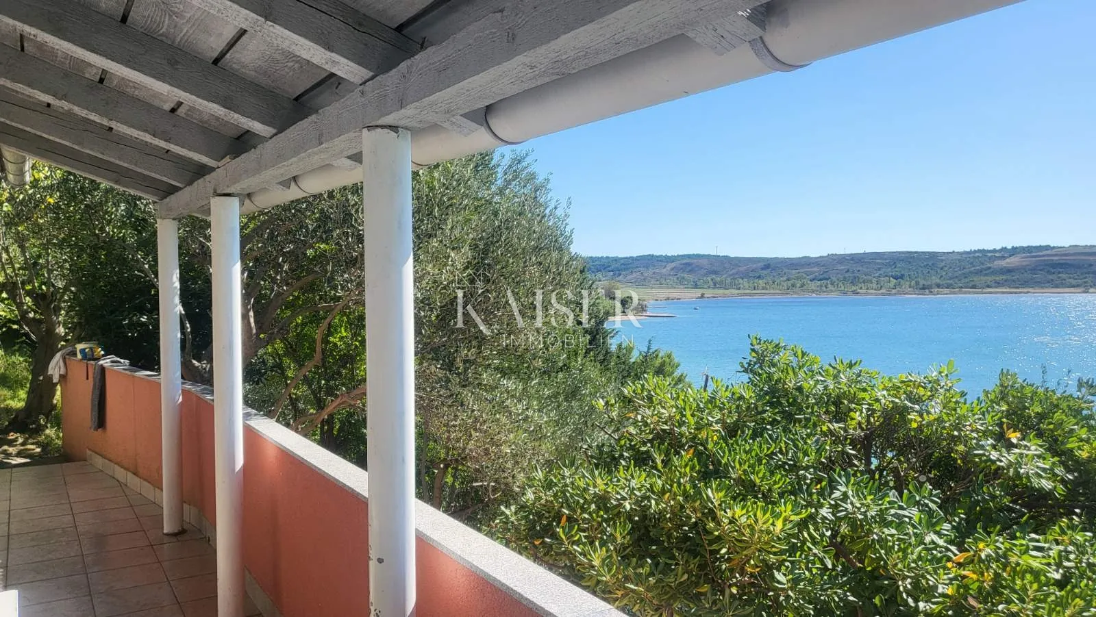 zadar – rtina 937 m2 prvi red do mora - slika 21