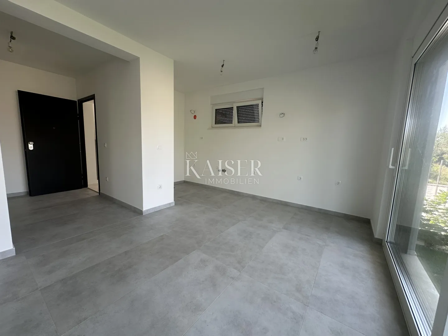 zadar; kožino-stan 135 m2 s bazenom uz more - slika 10