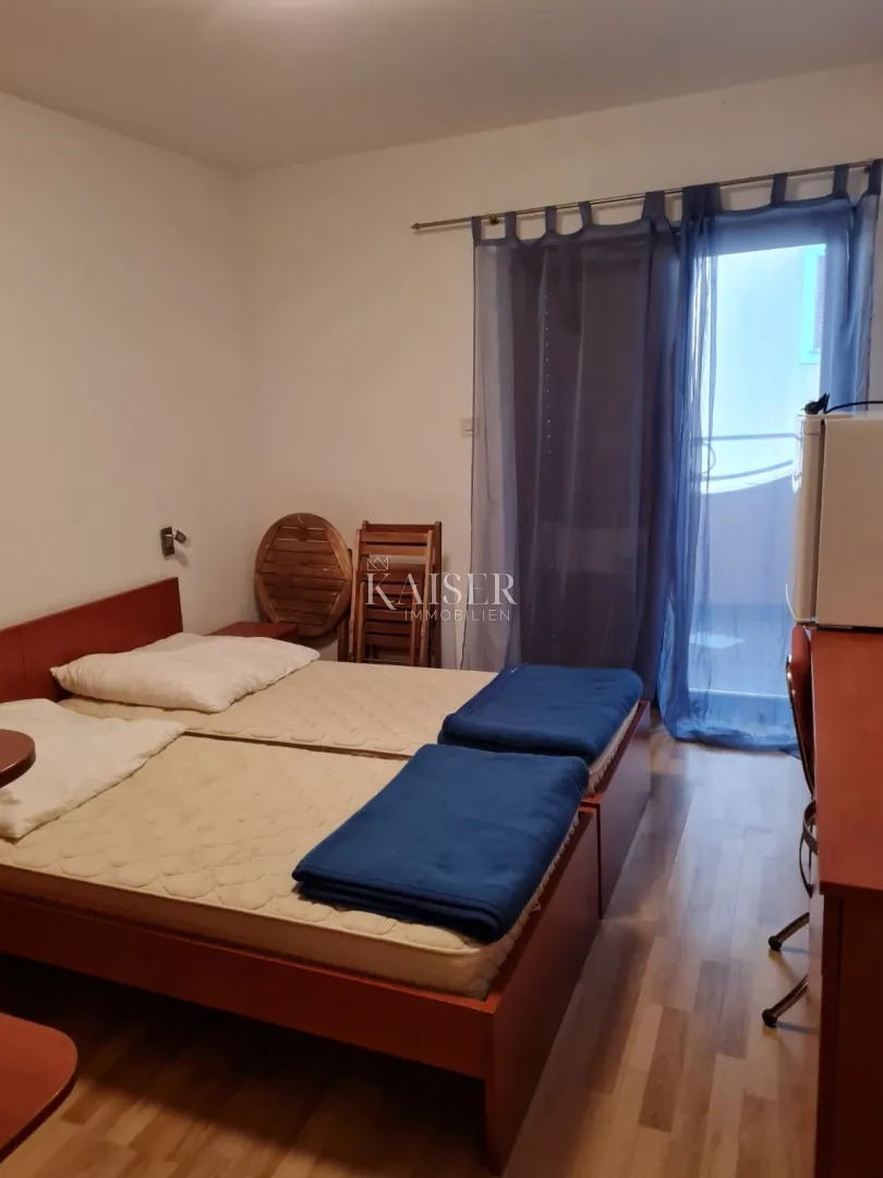 otok cres, cres, kuća sa više apartmana - slika 11