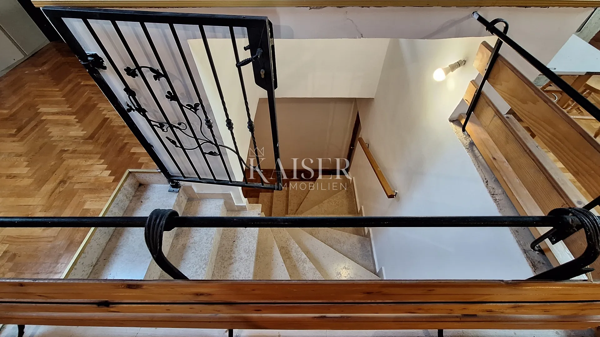 opatija, bregi, samostojeća kuća na 3 etaže iznad opatije, pogled na more, 800 m2 okućnice - slika 13