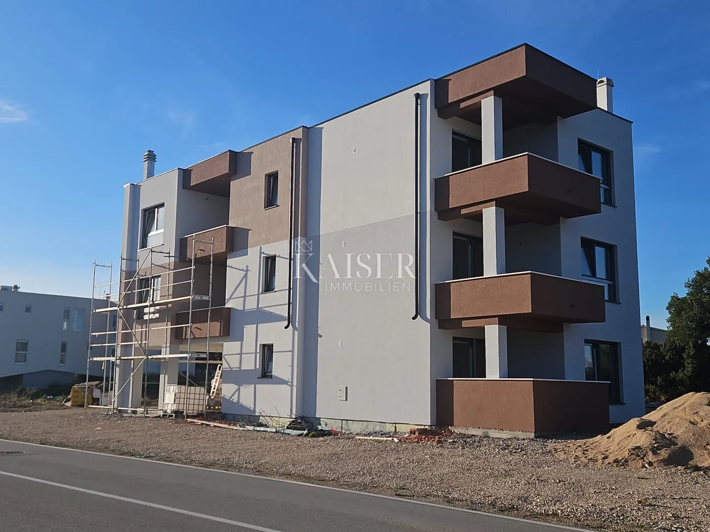 šibenik, brodarica - jednosoban stan 62,87 m2 - 190.000 € - slika 3