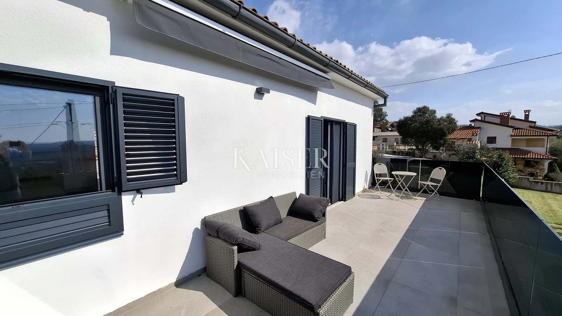 istra, kaštelir - kuća sa dva stana, 188m2, bazen - slika 25