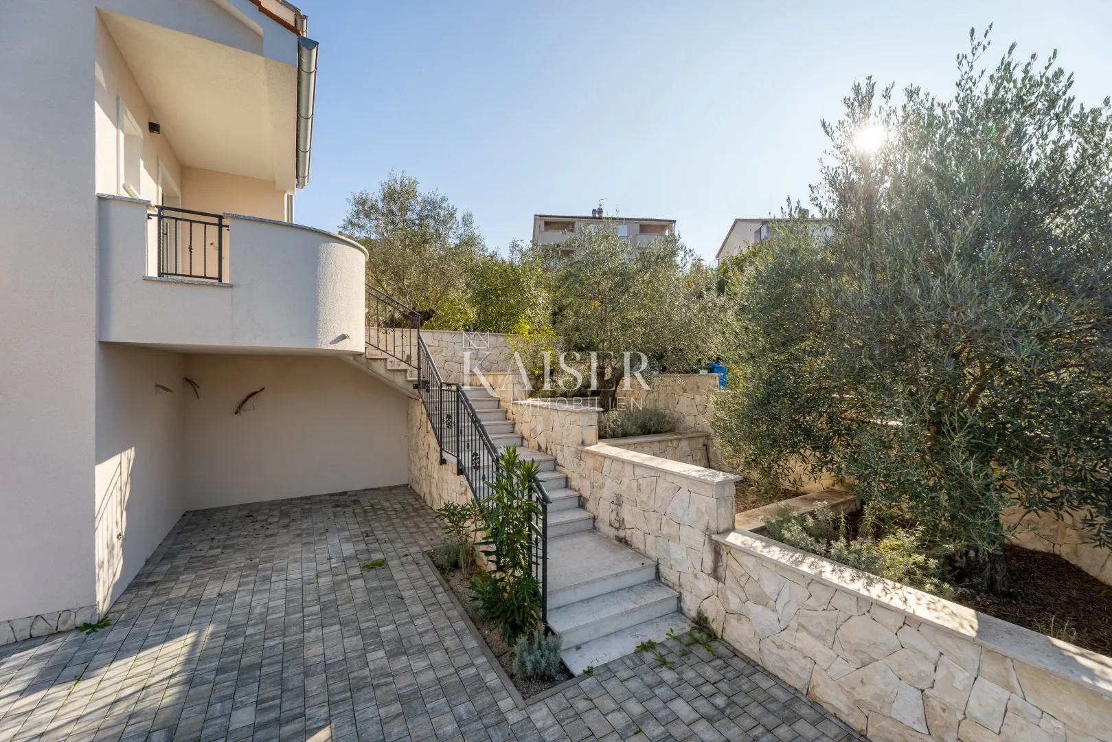 krk, klimno - kuća 266m2 na predivnoj lokaciji uz more - slika 35