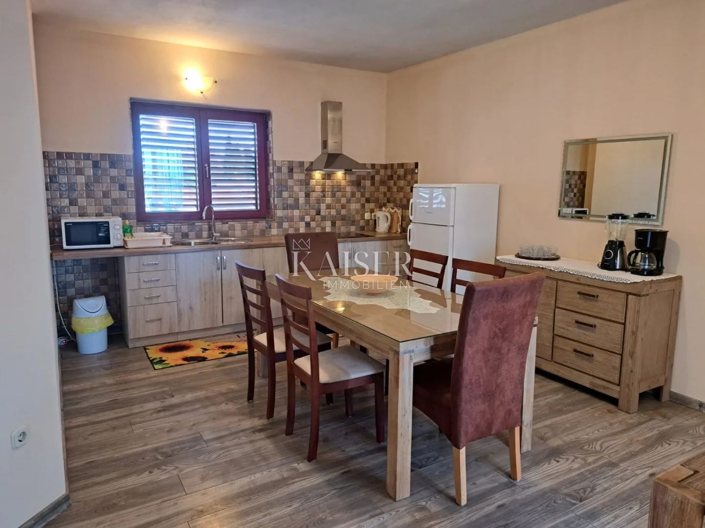 istra, medulin- apartmanska kuća 430m2 samo 200m od mora - slika 3
