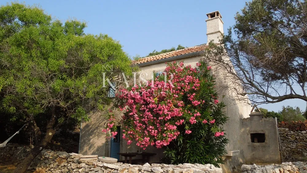 Mali Lošinj, Punta Križa – Posjed od 7,6 ha s kamenom kućom - Punta Križa, Mali Lošinj
