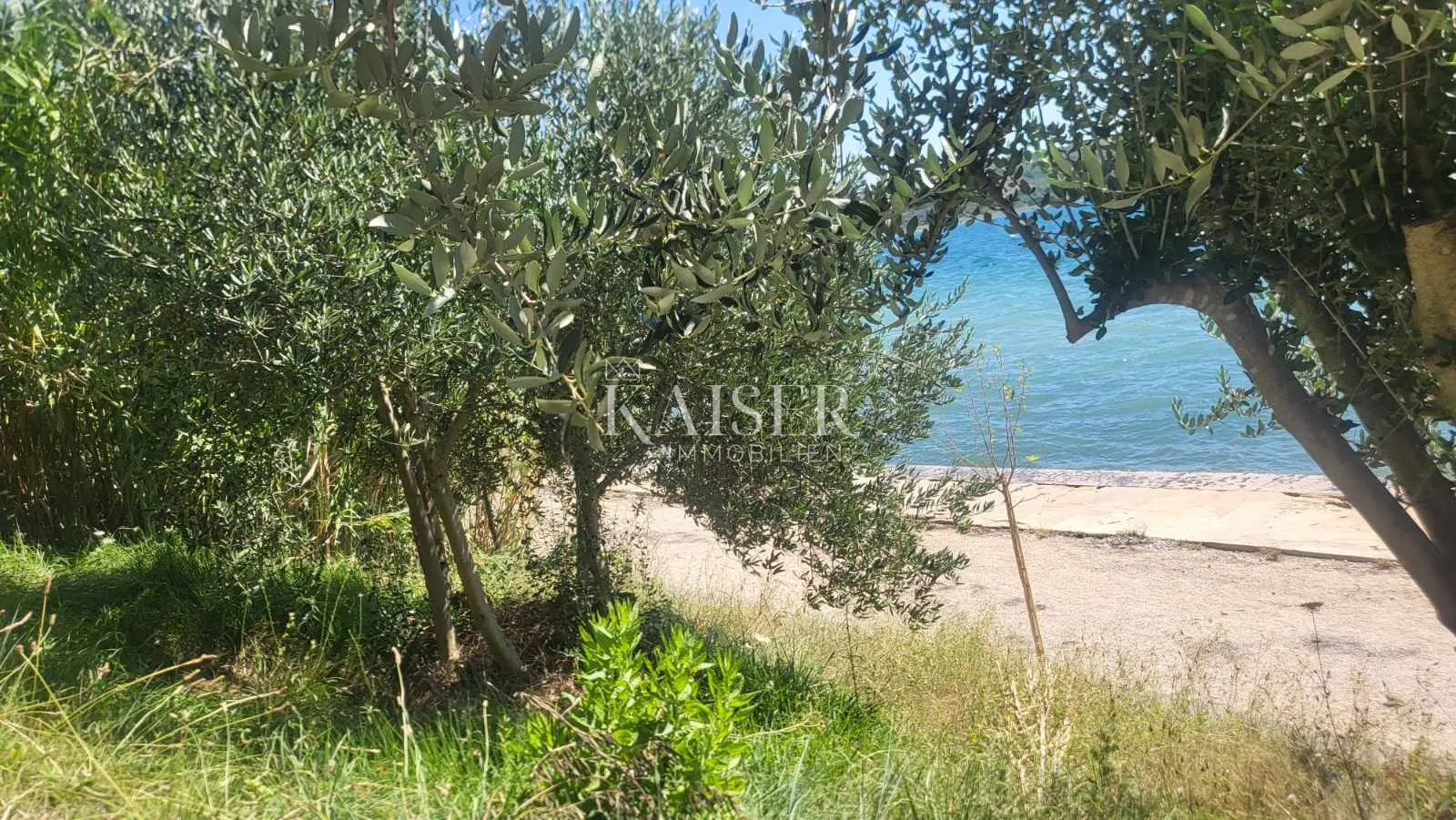 zadar – rtina 937 m2 prvi red do mora - slika 6