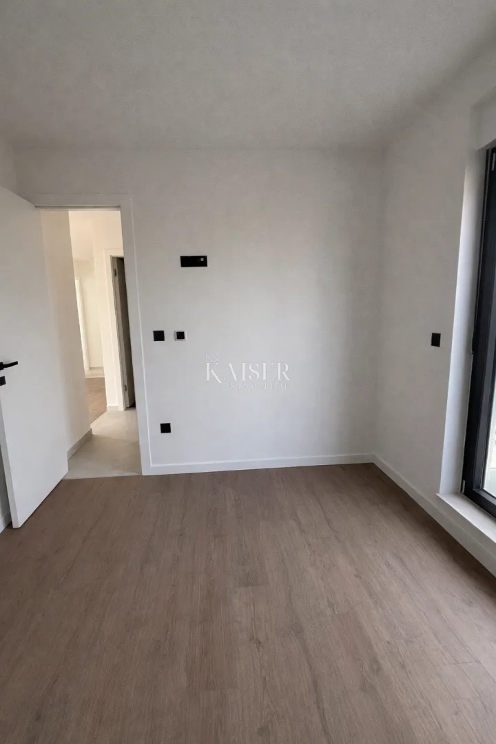 zadar – privlaka | apartman s krovnom terasom i pogledom, 200 m od mora - slika 23