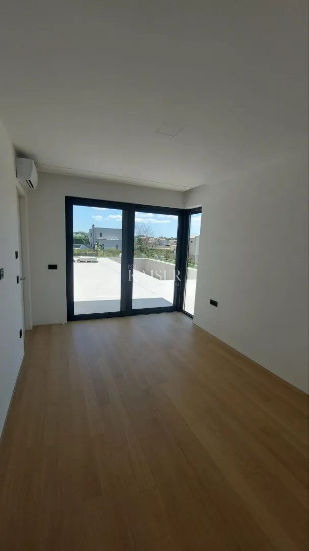 istra, poreč, okolica - moderna i funkcionalna vila sa bazenom, 330m2 - slika 20