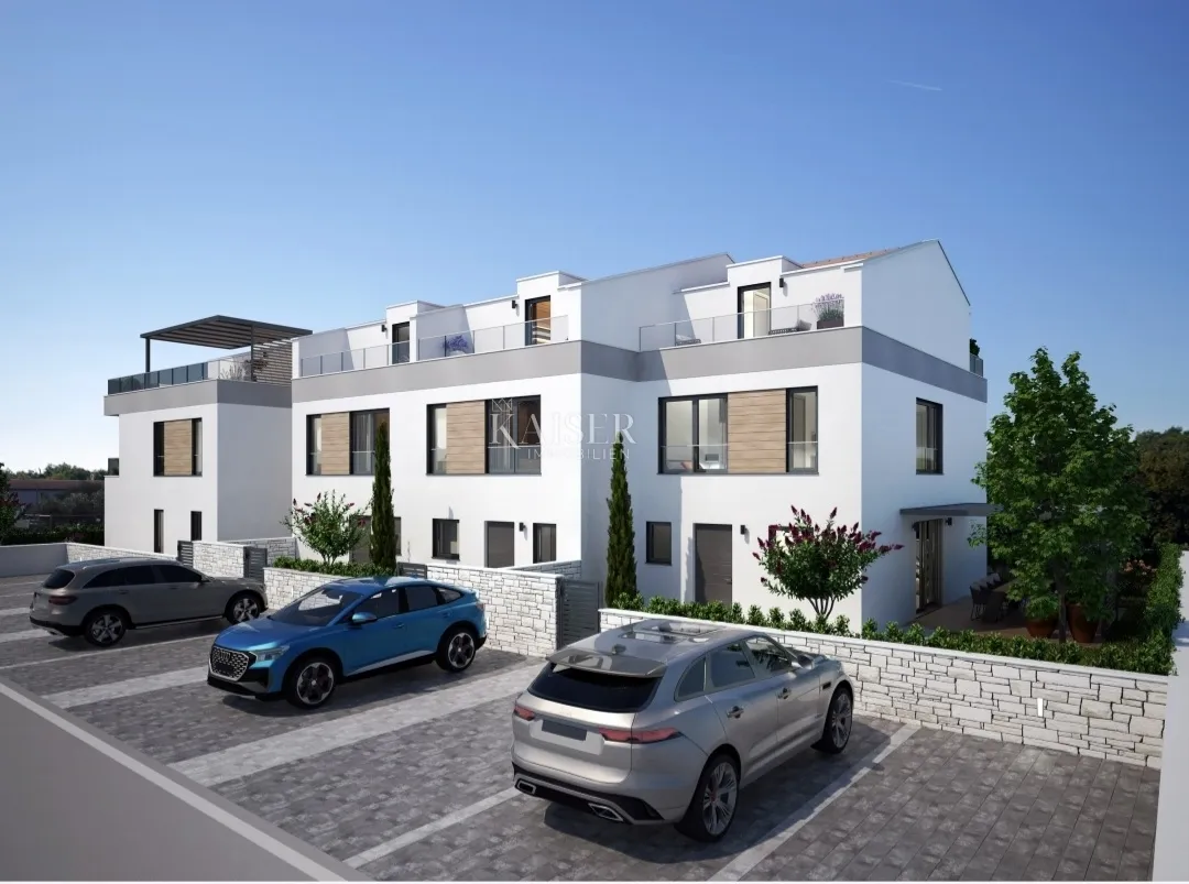 istra - poreč, nova kuća u nizu sa dvorištem - slika 3