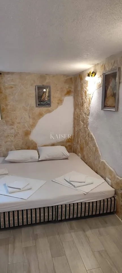 šibenik, tisno - apartmanska kuća u nizu - slika 7