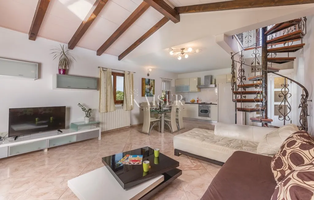 istra, novigrad - vila 131m2, s bazenom i velikom okućnicom, za dugoročni najam - slika 26