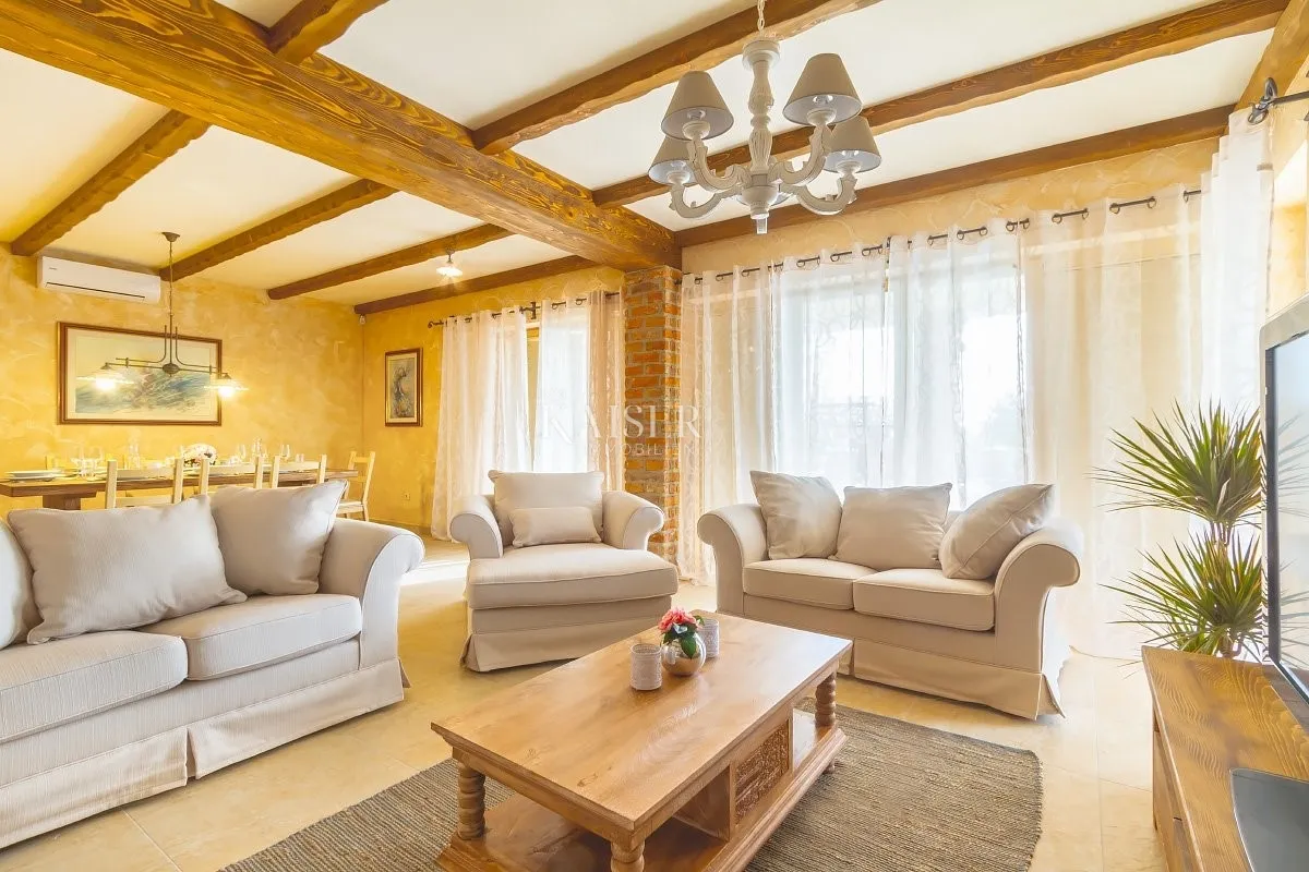 otok krk, dobrinj, okolica - luksuzna villa 180m2 - slika 3