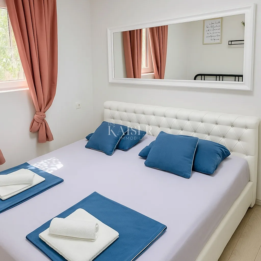 vir | kuća s 6 apartmanskih jedinica i garažom – 200 m od mora - slika 15