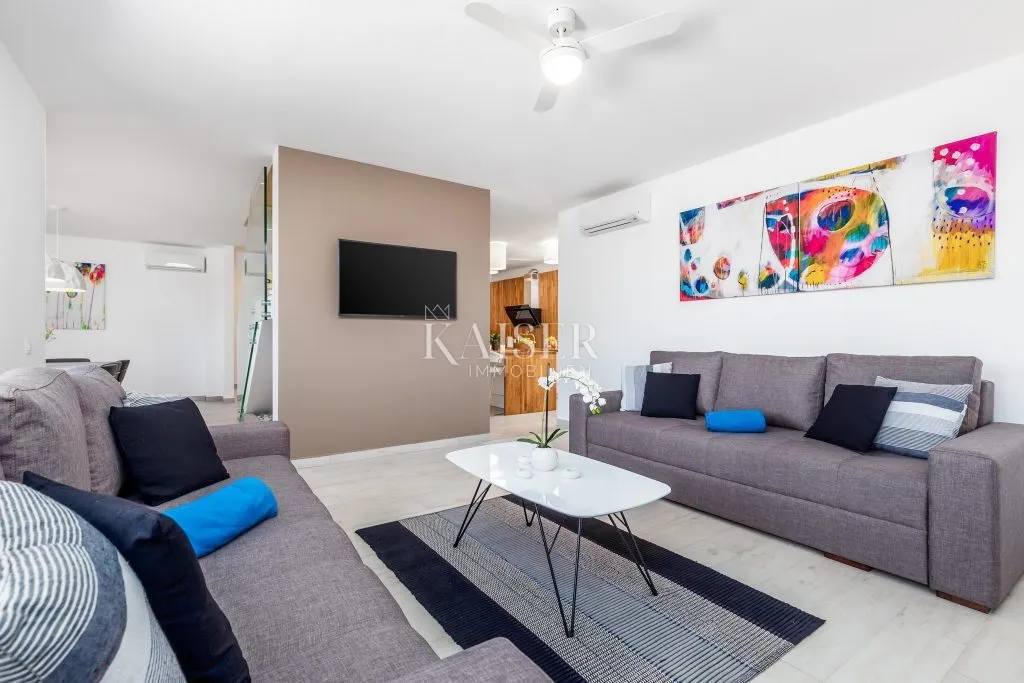 istra - poreč, ekskluzivna vila sa 6 apartmana blizu mora - slika 21