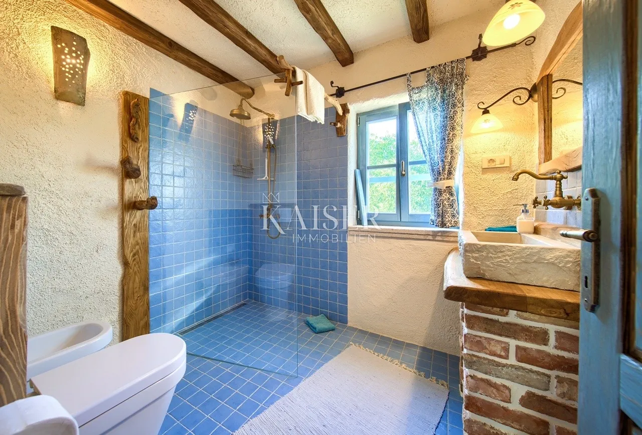 otok krk, malinska, autohtona vila s pogledom na more, 260 m2 - slika 12