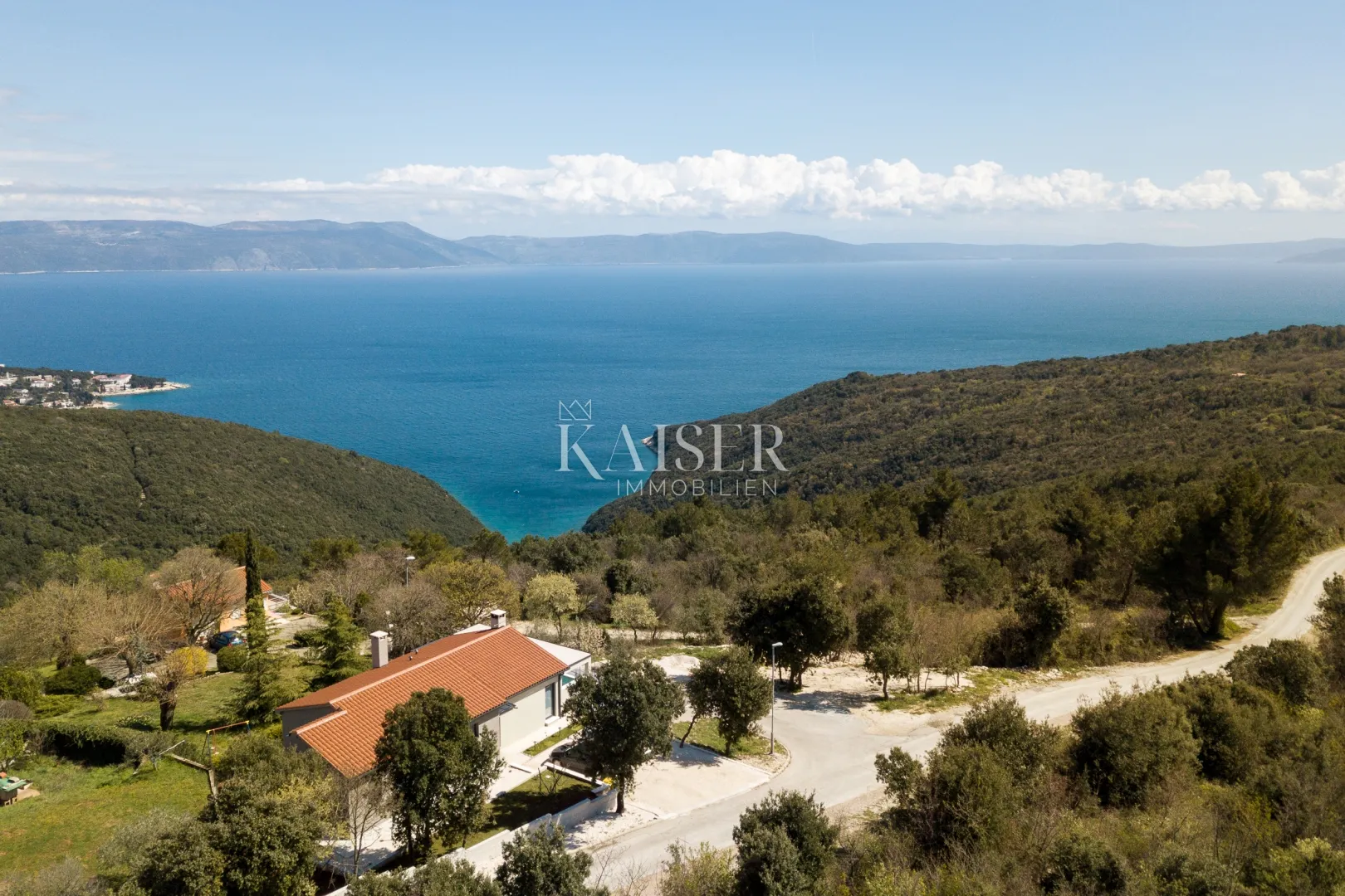 istra,labin - prekrasna vila s pogledom na more i otok cres - slika 8
