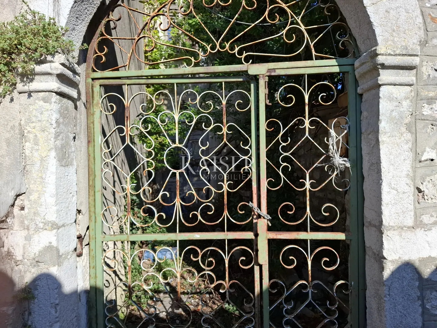 otok cres, osor, stara kamena kuća 140 m² za obnovu - slika 2