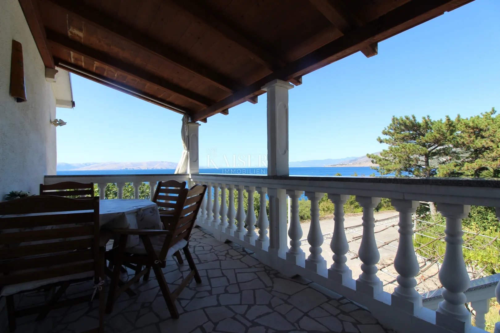 senj, okolica- kuća prvi red do mora - slika 3