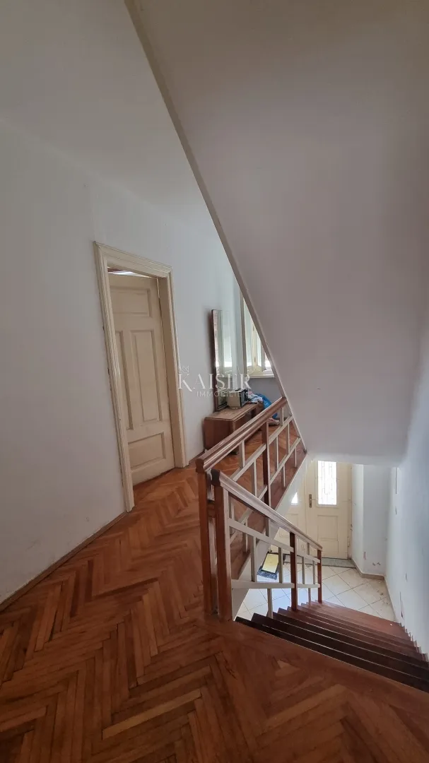 crikvenica, selce - kuća u centru grada 50m od mora - slika 2