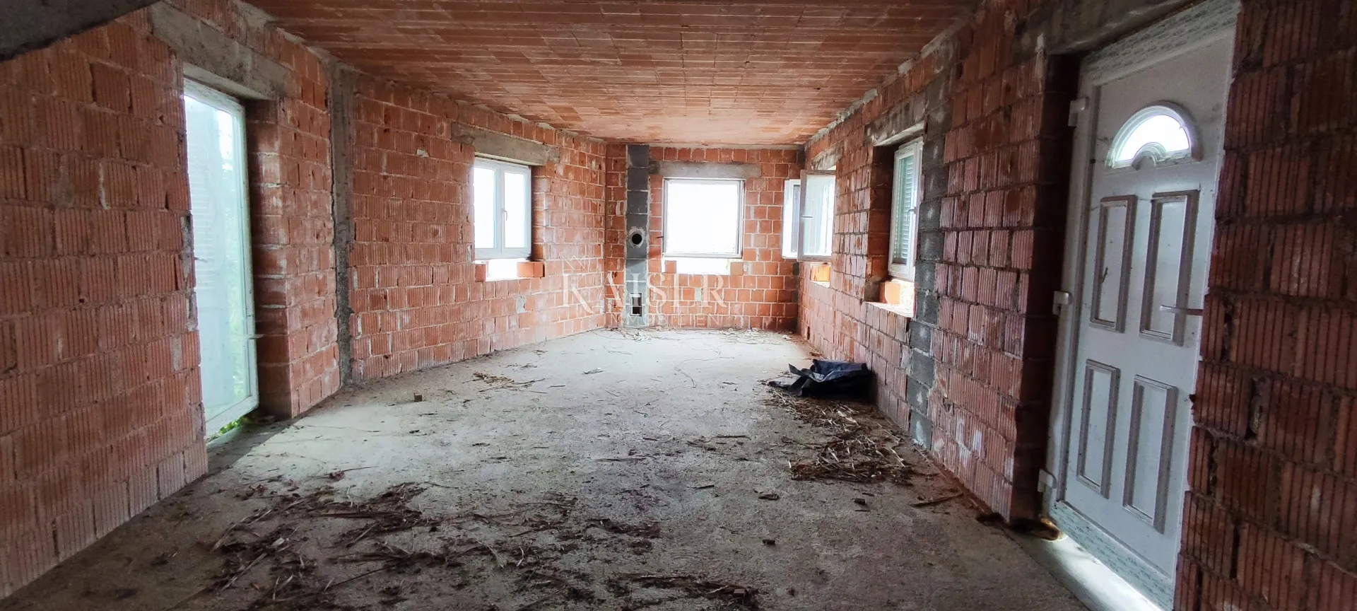 brseč - kuća s dva dvoetažna stana, 160 m2 - slika 12