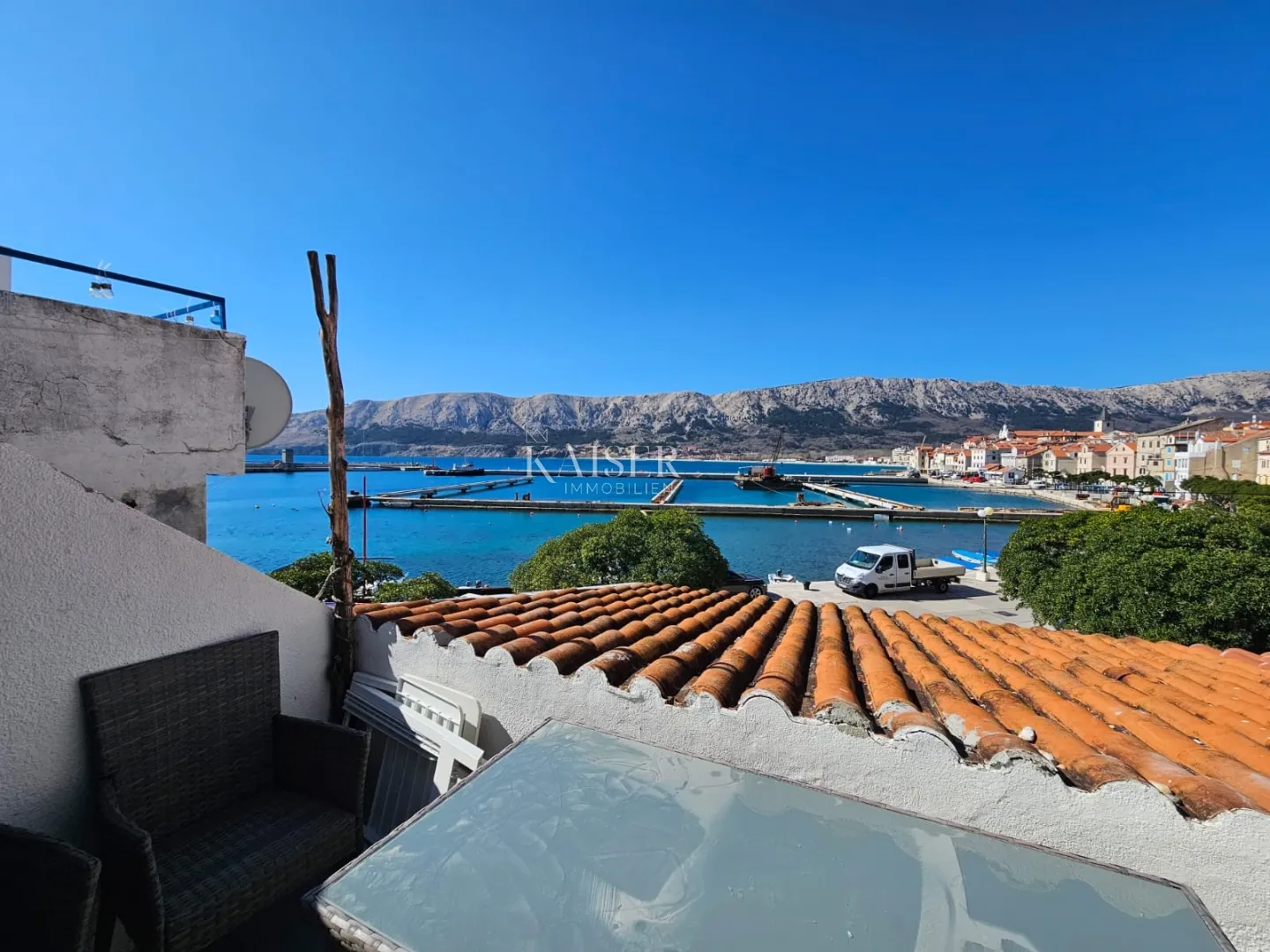 baška - šarmantna kuća u staroj jezgri 85m2 - slika 1