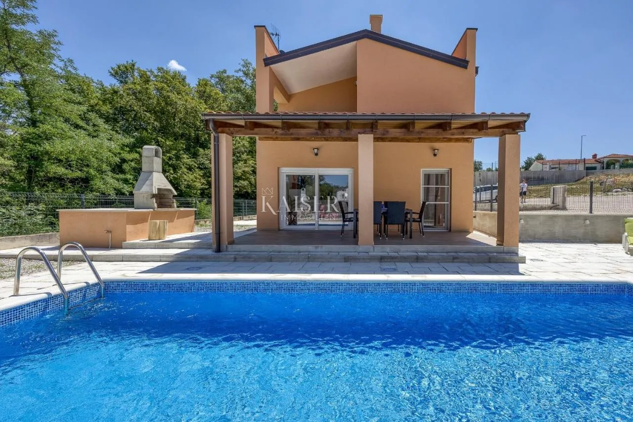 tinjan - dvije dvojne kuće s bazenom, 170 m2 - slika 1
