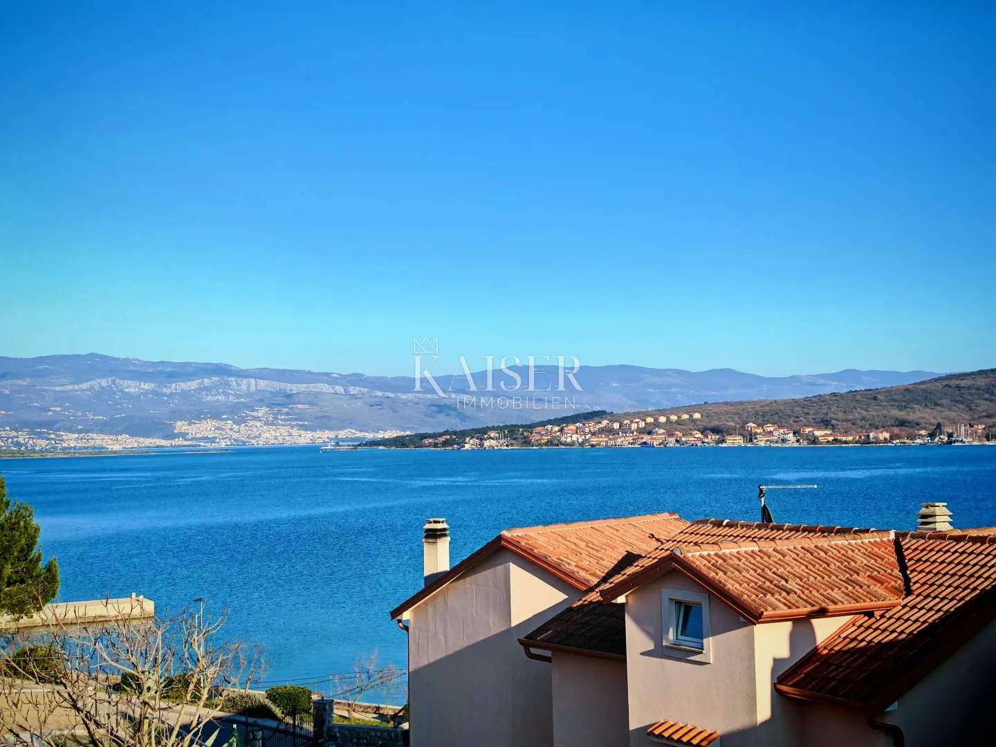 otok krk, čižići- dvosoban stan 55m2, samo 60m od mora - slika 21
