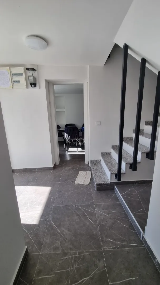drivenik - kuća za odmor sa bazenom, 150m2 - slika 11