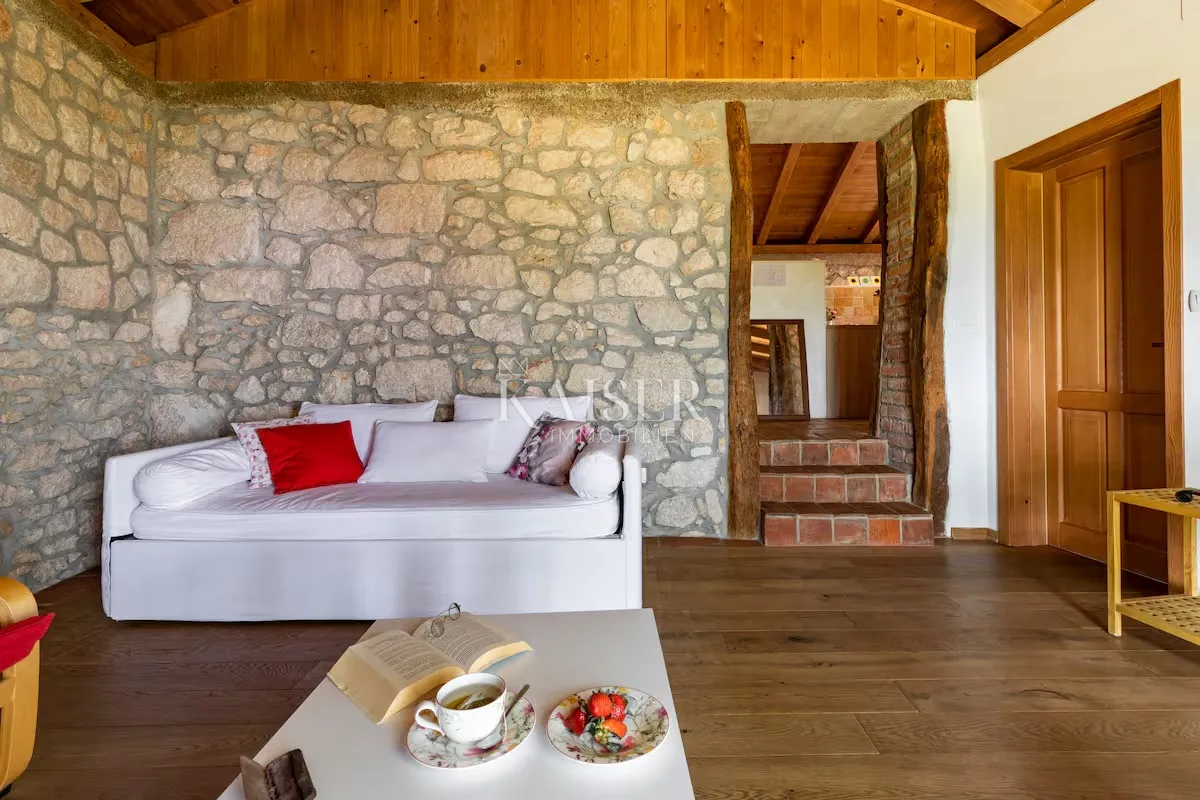opatija, brseč - šarmantna kuća s predivnim pogledom na more, 120 m2 - slika 10