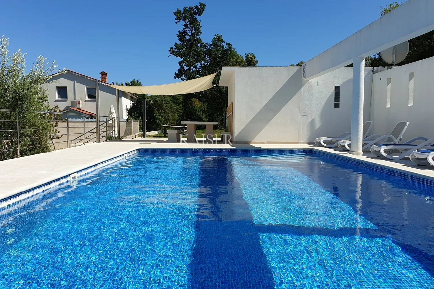 rabac - apartmanska kuća s bazenom, 500 m2 - slika 5