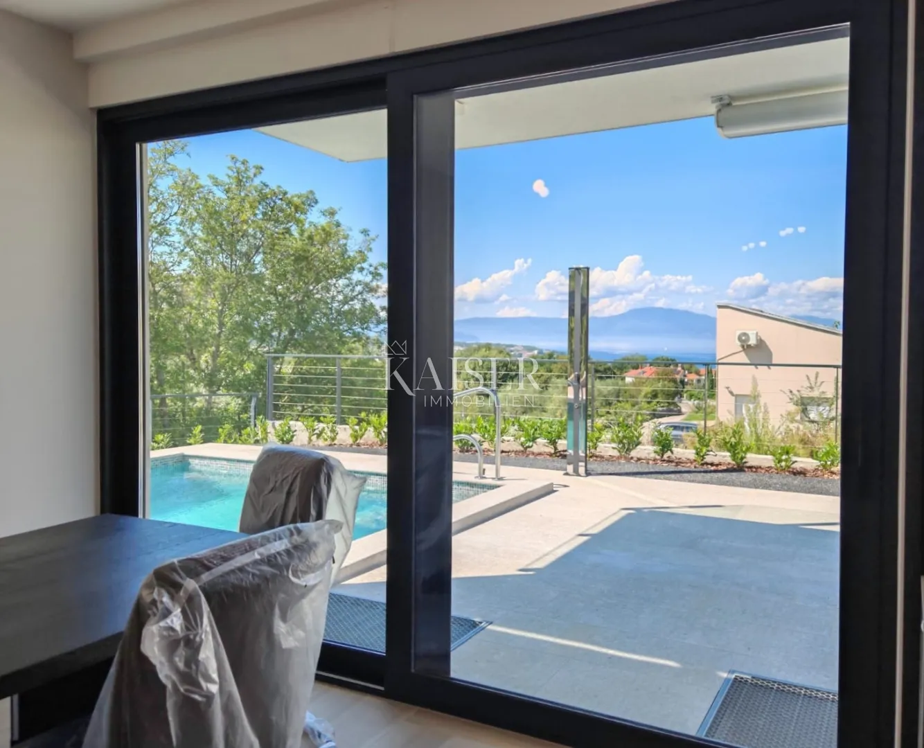 otok krk, malinska- luksuzna vila 208m2 s bazenom i pogledom na more - slika 15