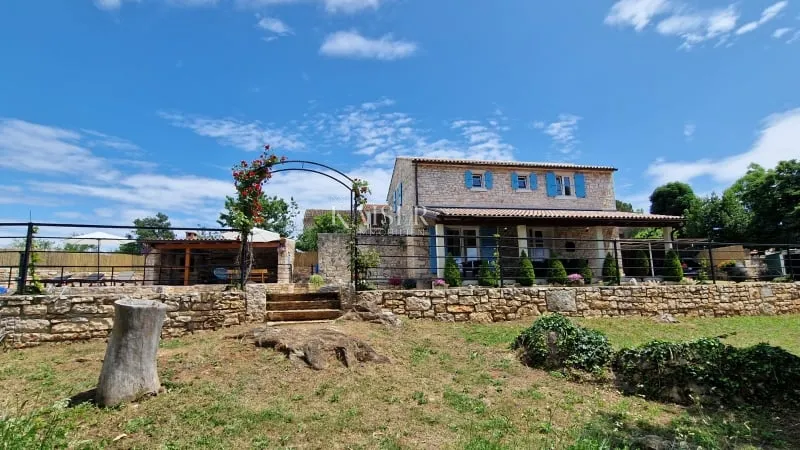 istra - lovreč, prilika kamena kuća sa okućnicom 7000 m2 - slika 34