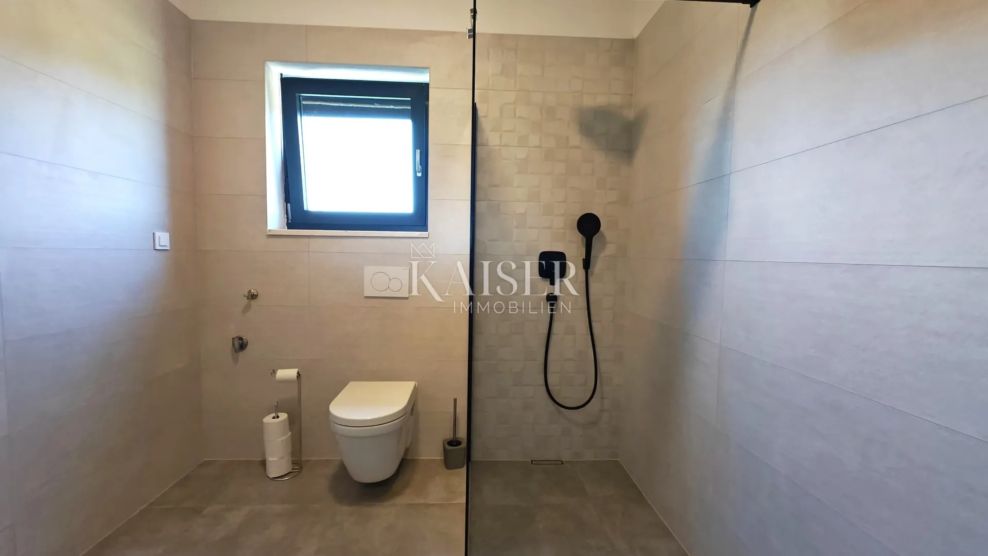 istra, pomer- moderna vila 198m2, 3 min hoda od mora - slika 13