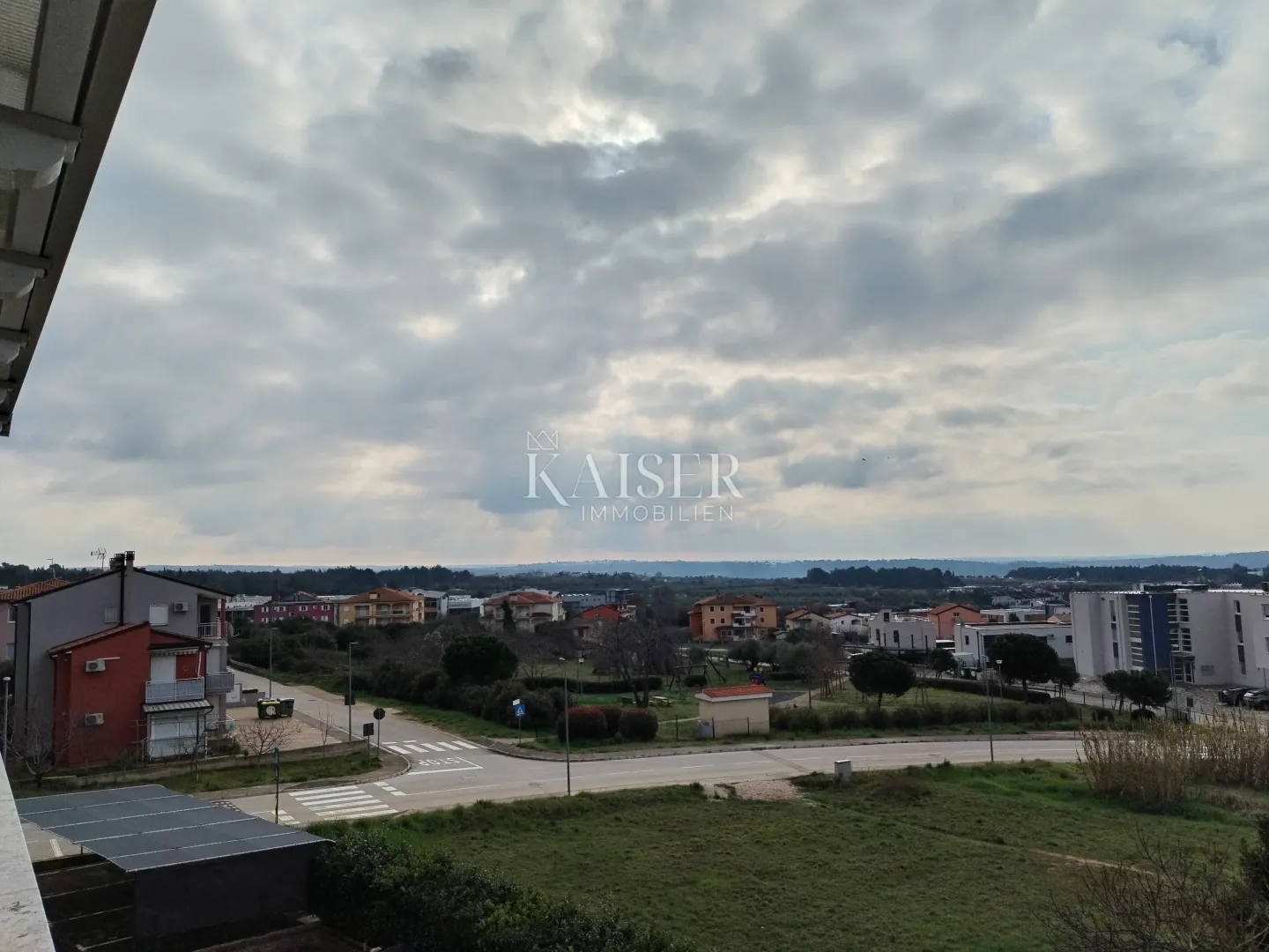 istra, novigrad, stan 115m2 sa bezenom i pogledom na more - slika 14