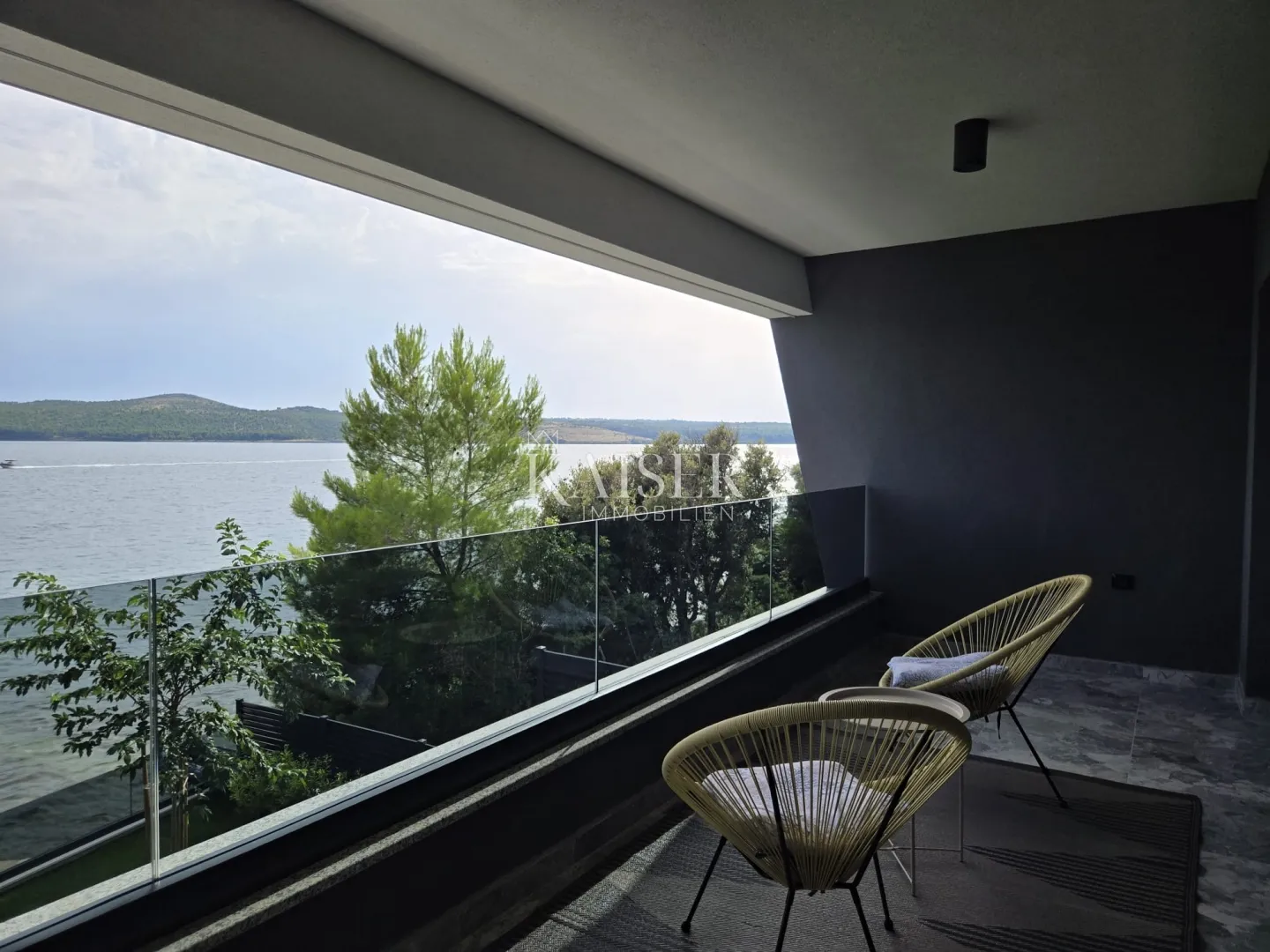 zadar, posedarje – ekskluzivna vila prvi red do mora s privatnim pristupom moru - slika 58